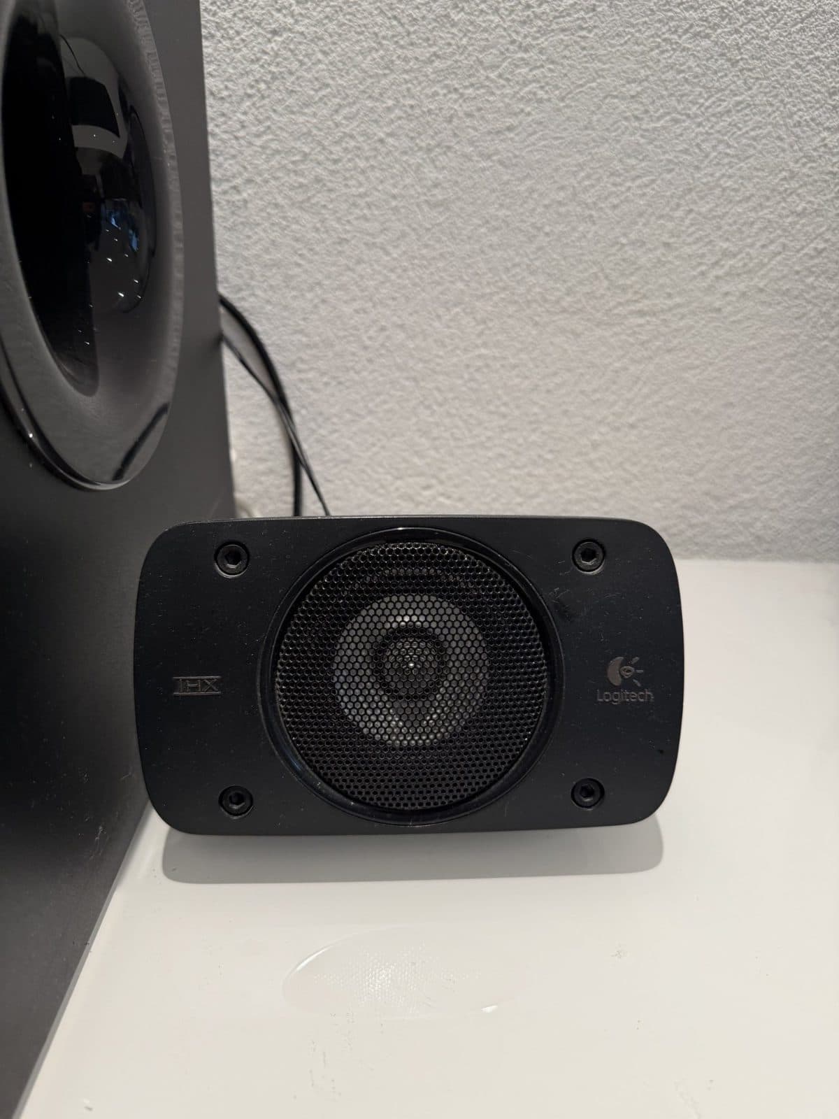 Logitech Z906 5.1-Soundsystem, THX-zertifiziert, Foto 3
